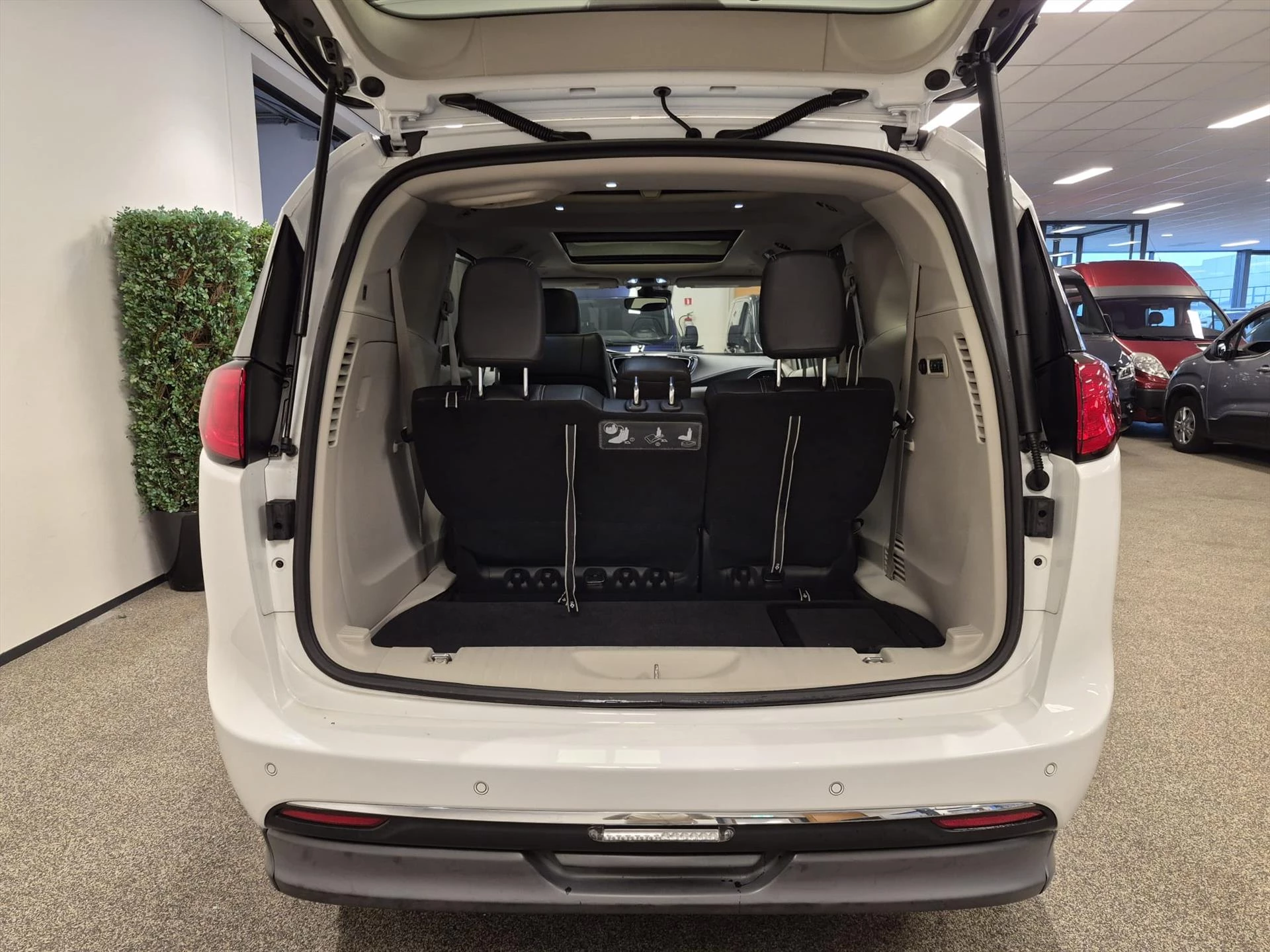 Hoofdafbeelding Chrysler Pacifica