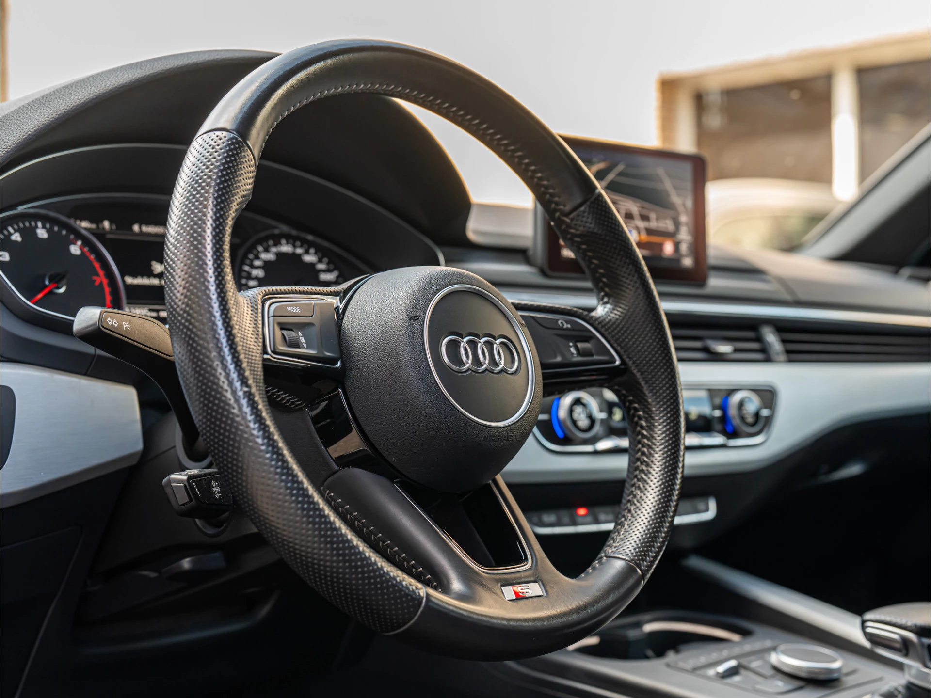 Hoofdafbeelding Audi A4