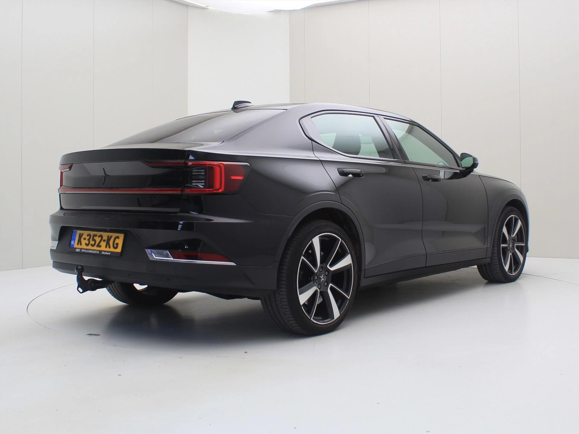 Hoofdafbeelding Polestar 2