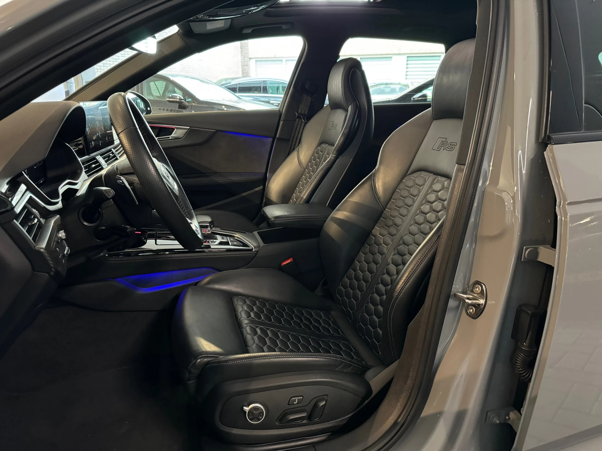 Hoofdafbeelding Audi RS4