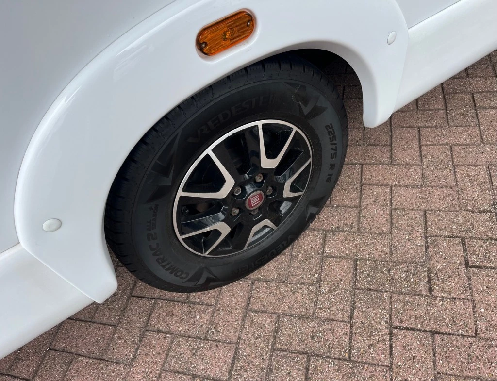 Hoofdafbeelding Weinsberg Caracompact R57 Airco Cruise