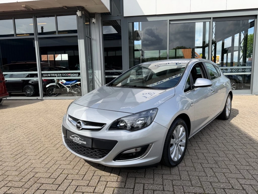 Hoofdafbeelding Opel Astra