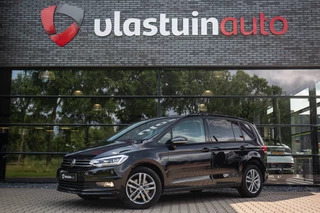 Hoofdafbeelding Volkswagen Touran Volkswagen Touran 1.5 TSI Comfortline Business 7p , Adap. Cruise, Virtual cockpit, Achteruitrijcamera,