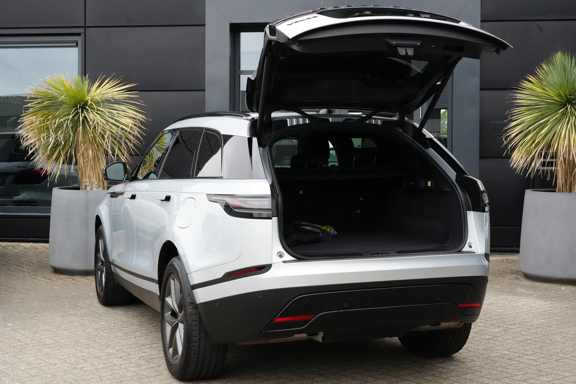 Hoofdafbeelding Land Rover Range Rover Velar