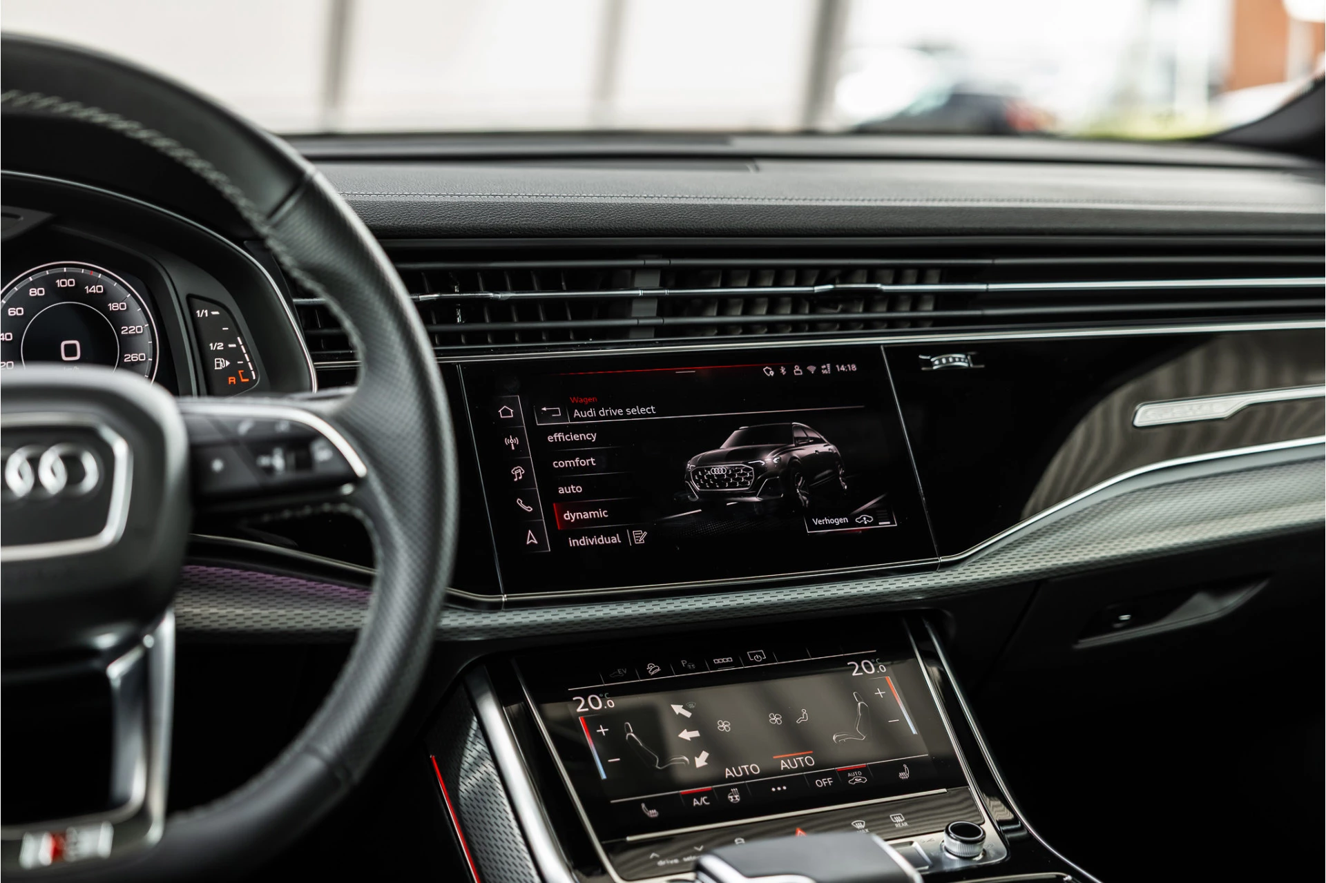 Hoofdafbeelding Audi Q8