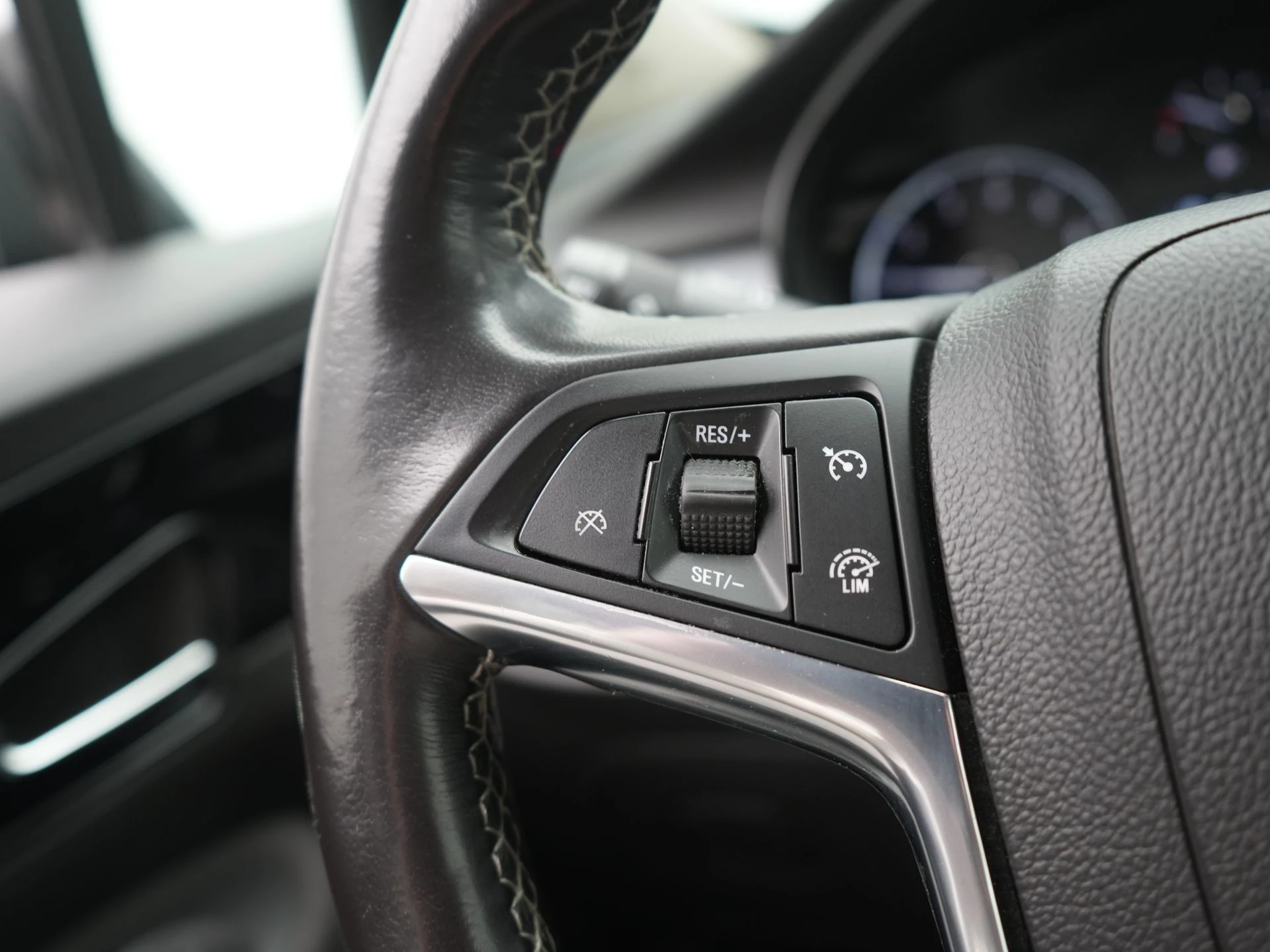 Hoofdafbeelding Opel Mokka X