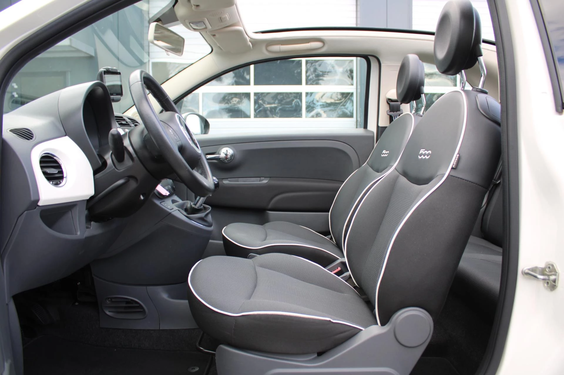Hoofdafbeelding Fiat 500C