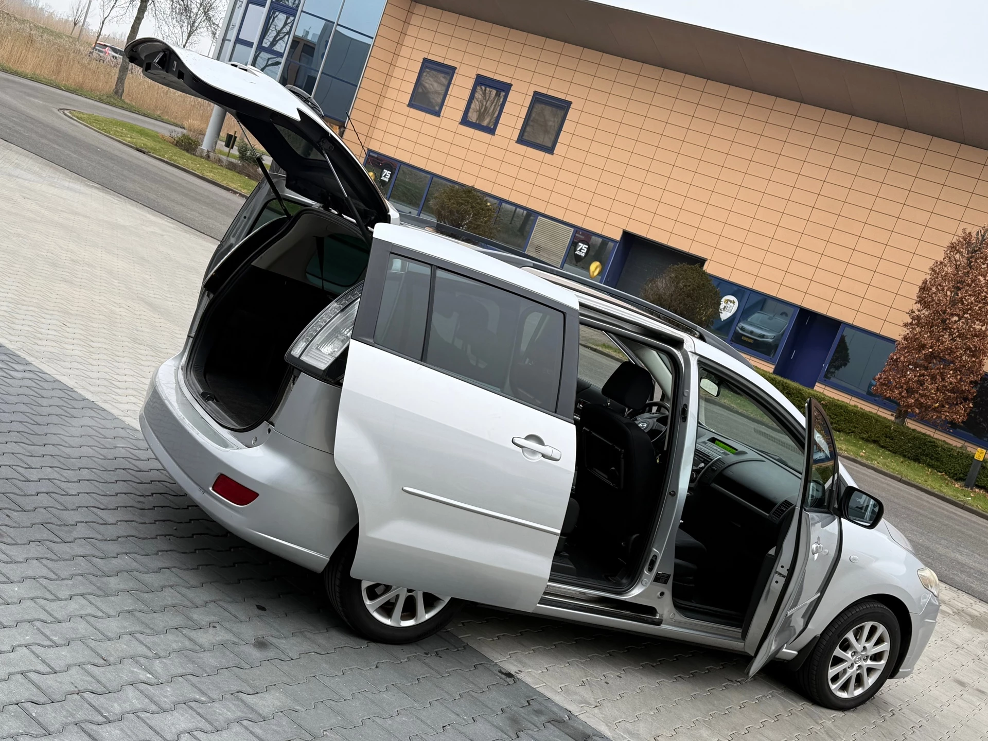 Hoofdafbeelding Mazda 5