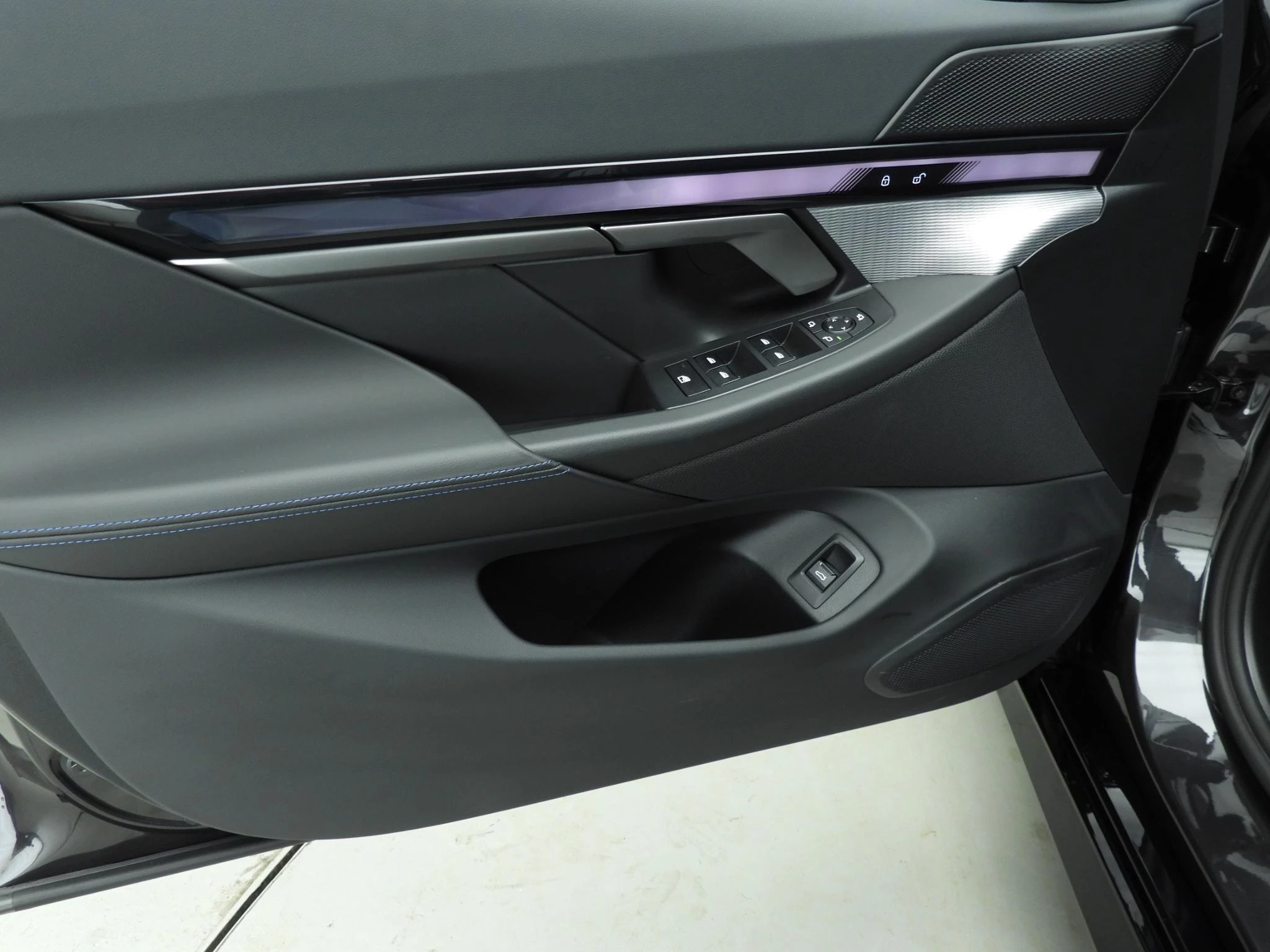 Hoofdafbeelding BMW i5