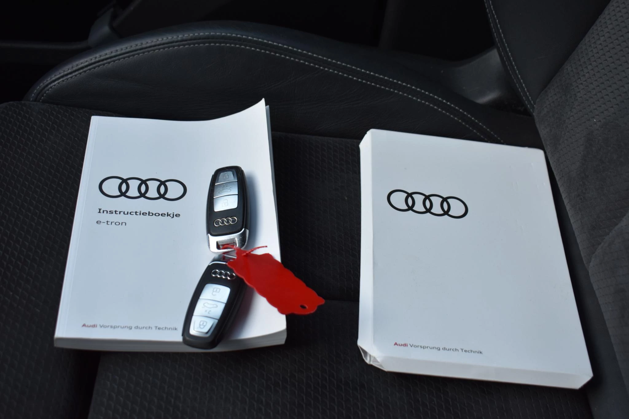 Hoofdafbeelding Audi e-tron