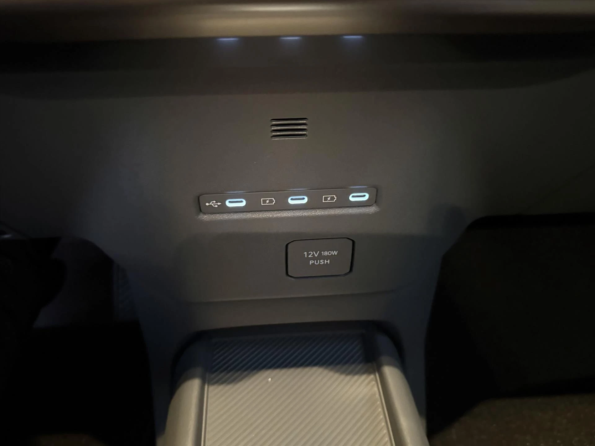 Hoofdafbeelding Kia EV2