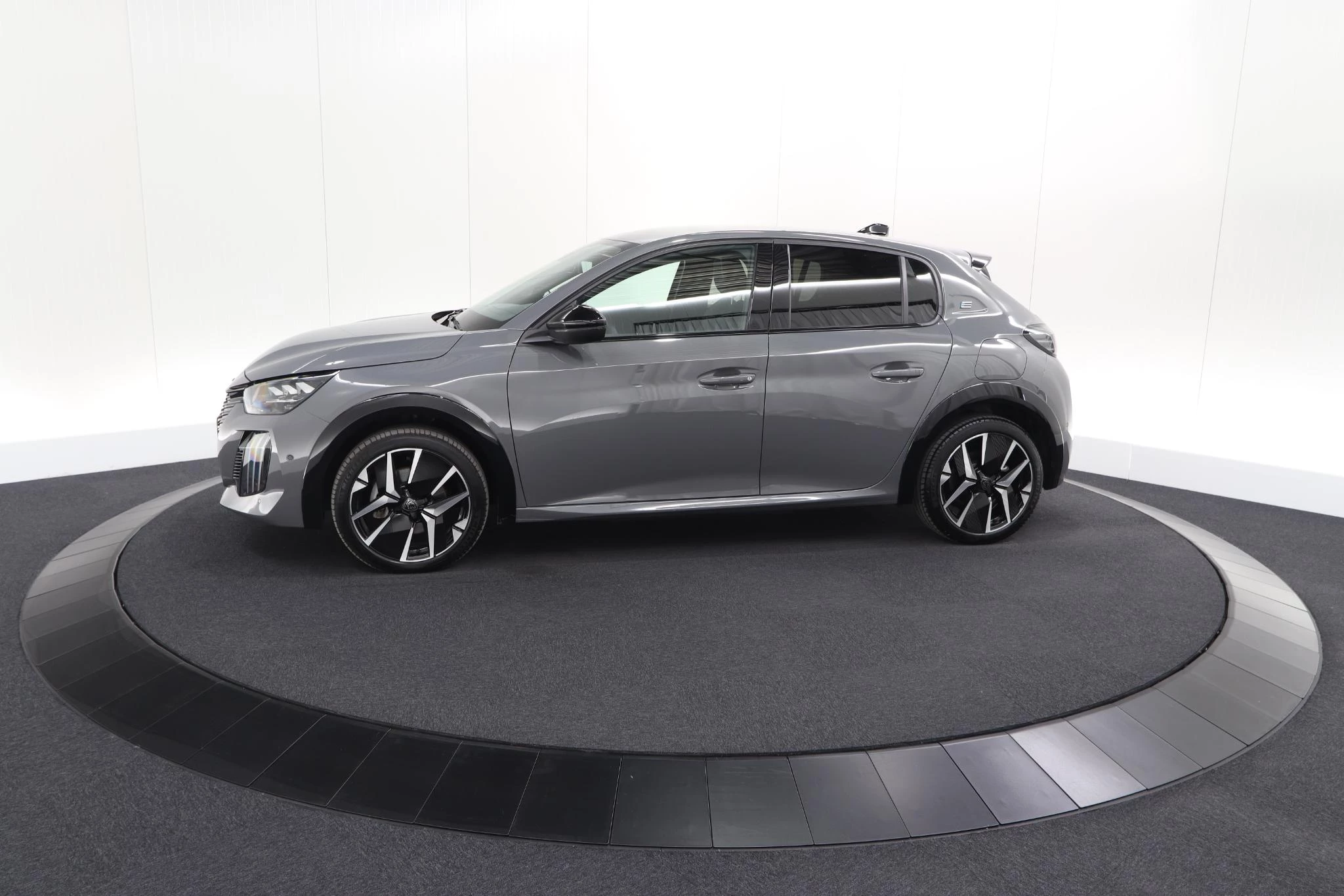 Hoofdafbeelding Peugeot e-208