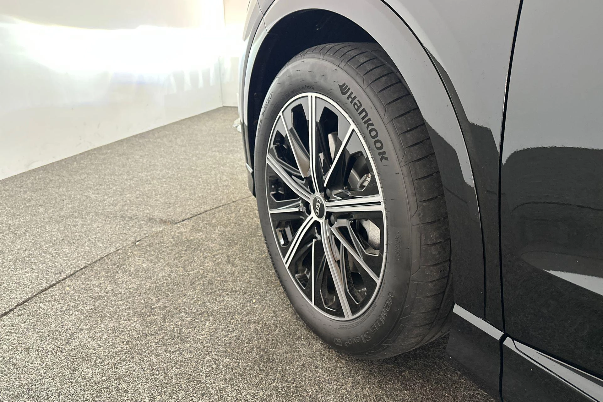 Hoofdafbeelding Audi Q4 e-tron