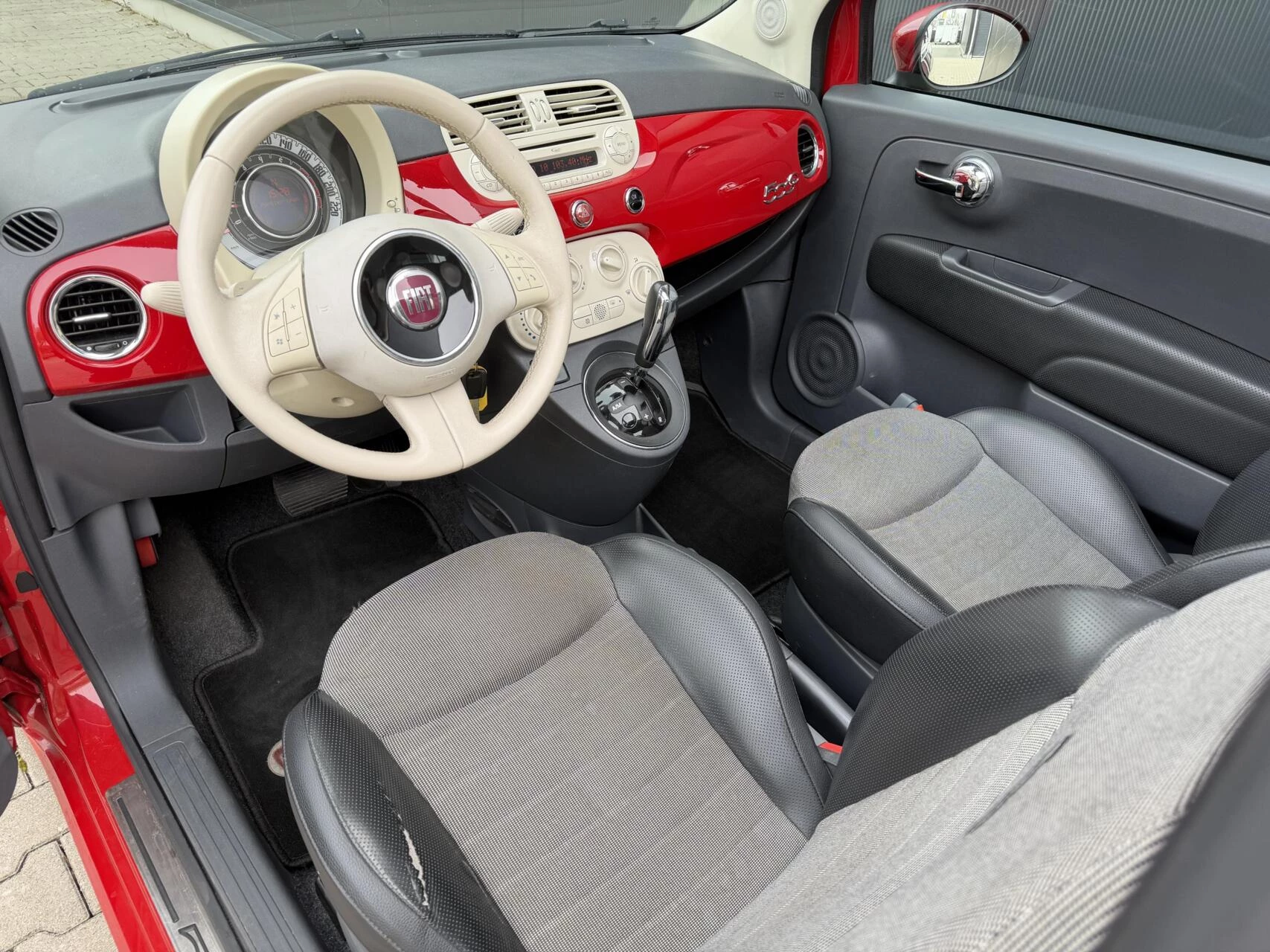 Hoofdafbeelding Fiat 500C