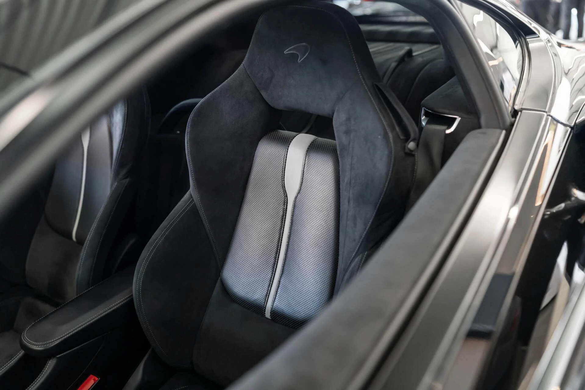 Hoofdafbeelding McLaren 570GT
