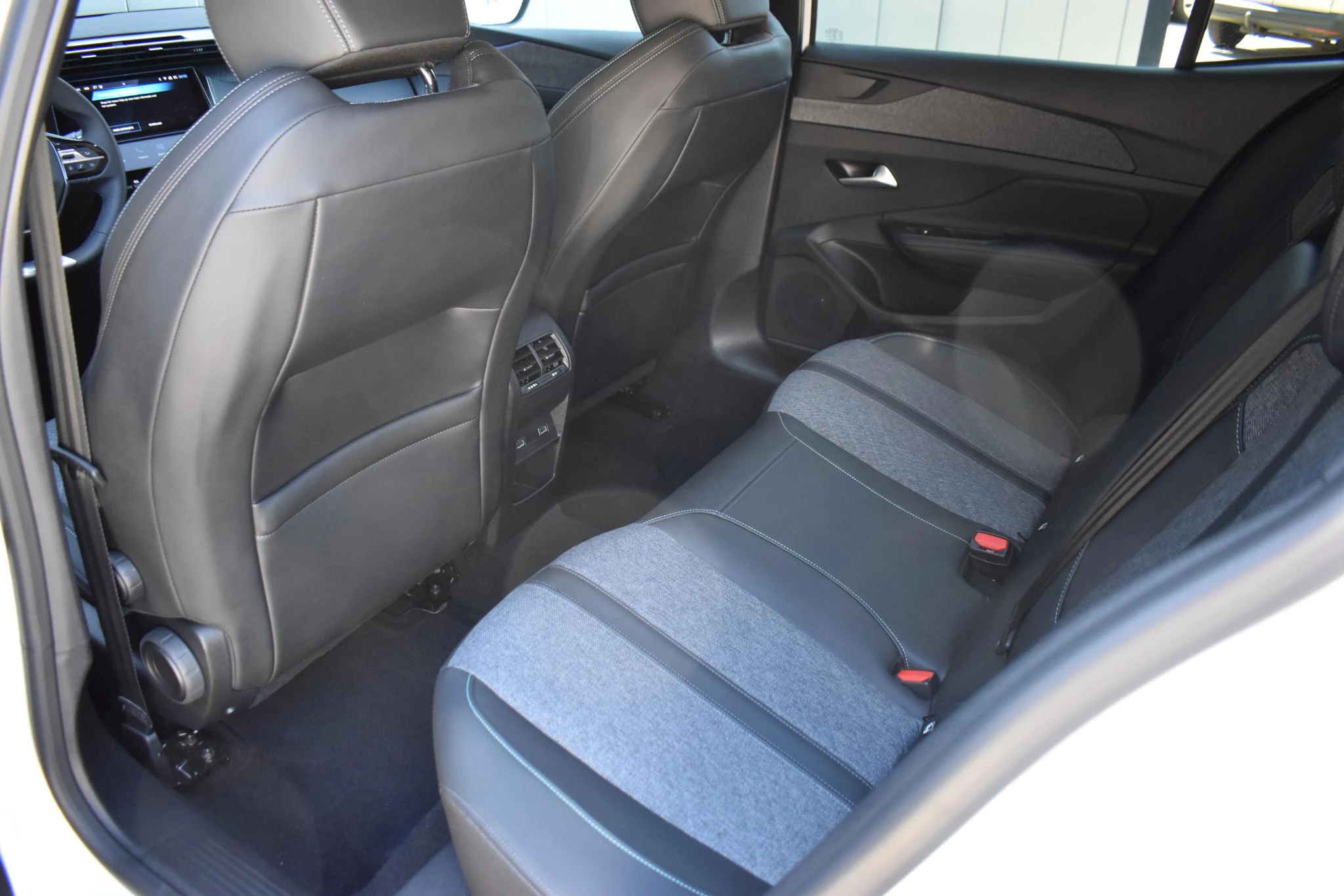 Hoofdafbeelding Peugeot 408