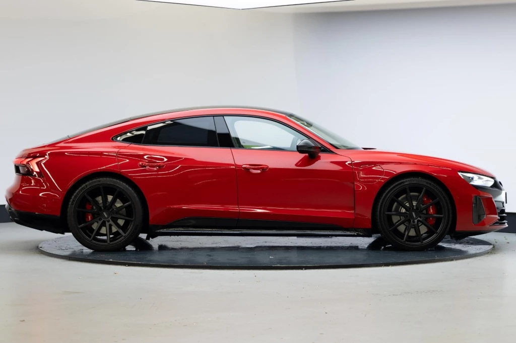 Hoofdafbeelding Audi e-tron GT