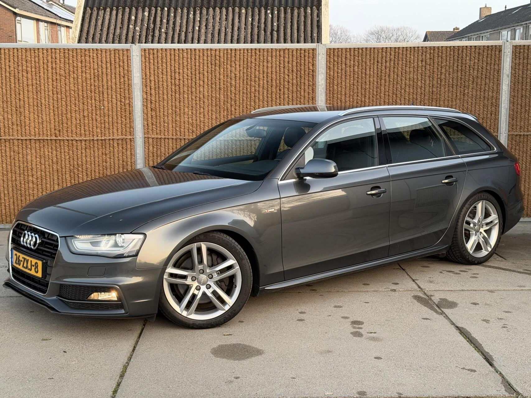 Hoofdafbeelding Audi A4