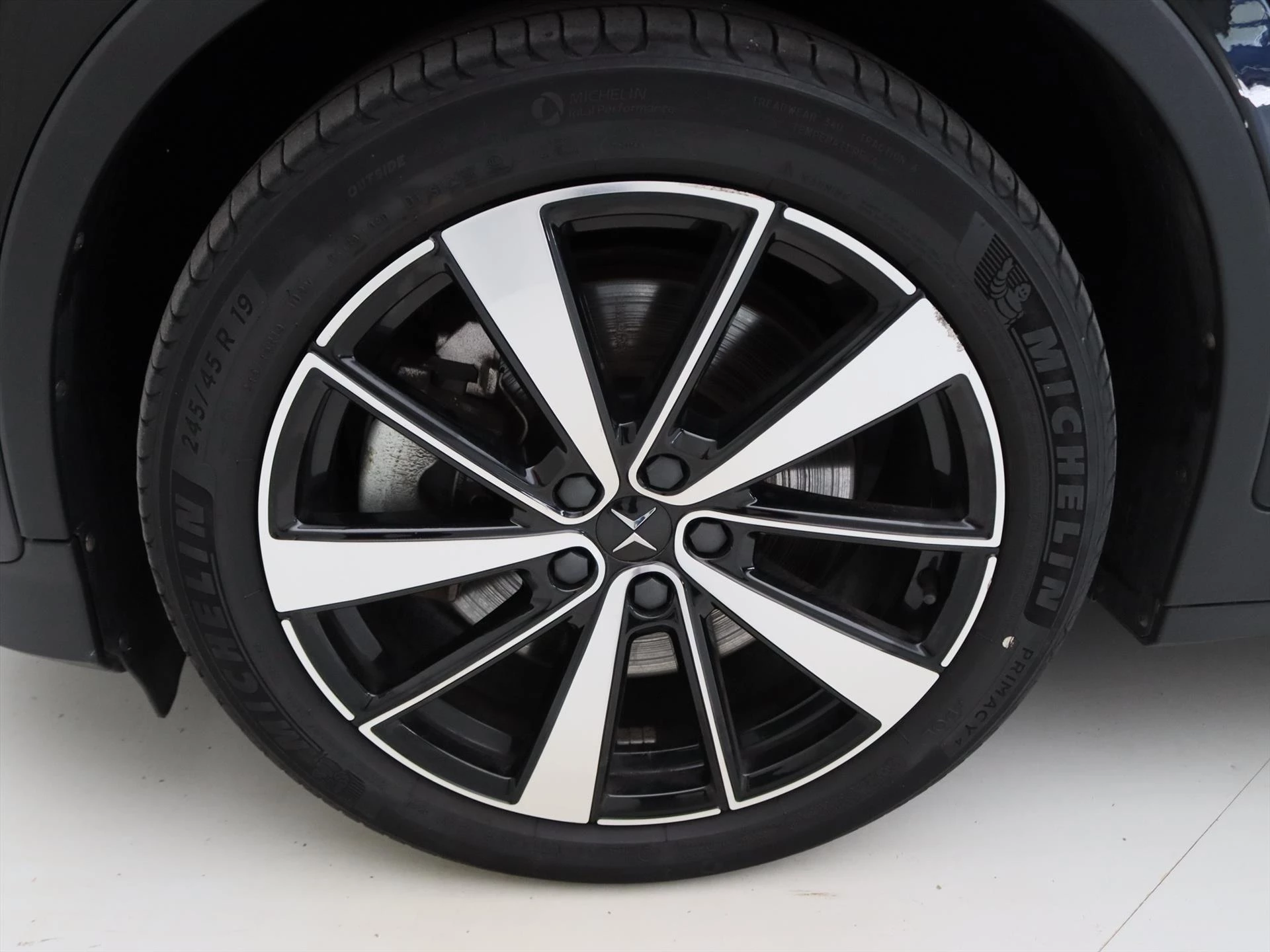 Hoofdafbeelding Polestar 2