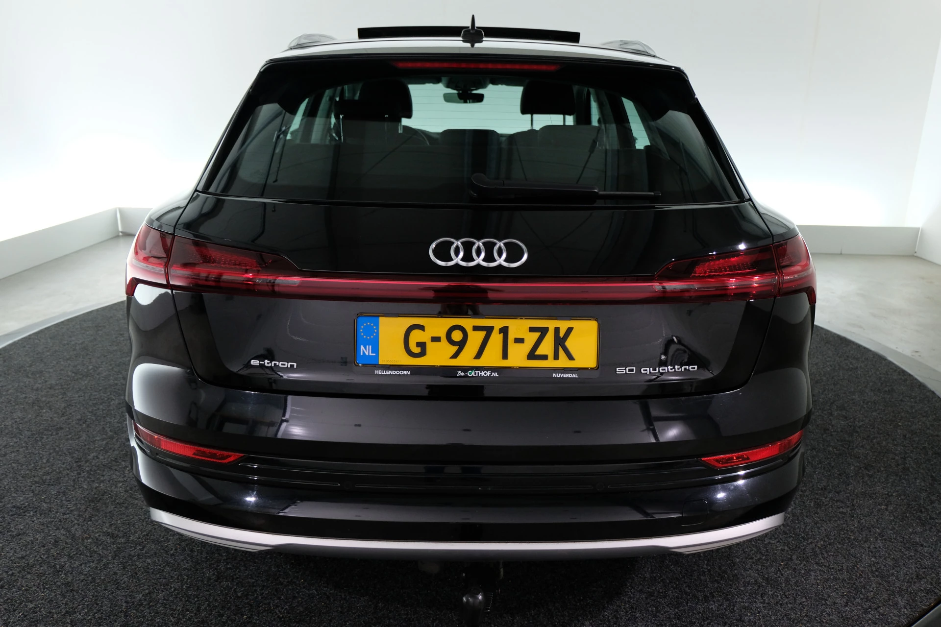 Hoofdafbeelding Audi e-tron