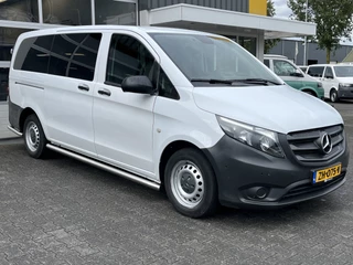 Hoofdafbeelding Mercedes-Benz Vito Mercedes-Benz Vito Tourer 116 BlueTEC Pro Lang Airco Cruise control PDC Euro 6  geschikt voor Taxi Groeps vervoer Personenbus Combi Kombi Tourer