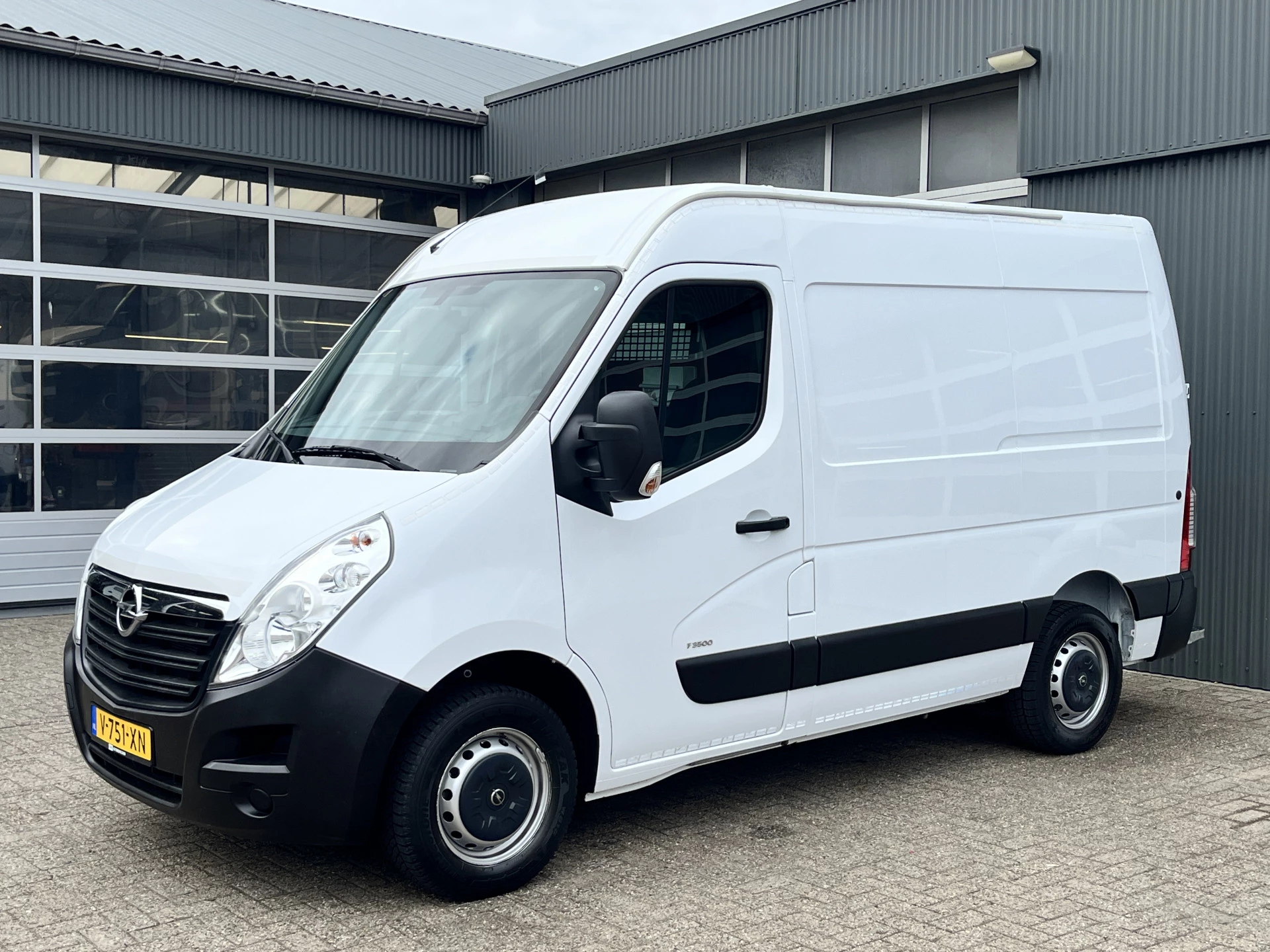 Hoofdafbeelding Opel Movano