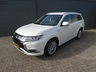 Hoofdafbeelding Mitsubishi Outlander Mitsubishi Outlander 2.4 PHEV Intense