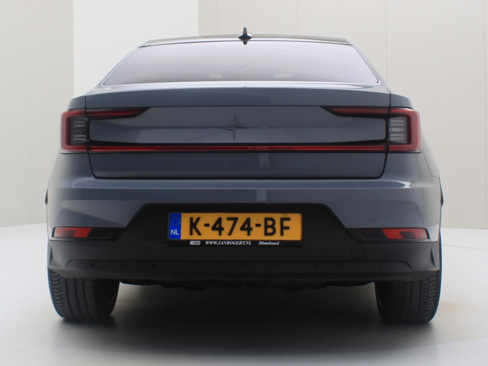 Hoofdafbeelding Polestar 2