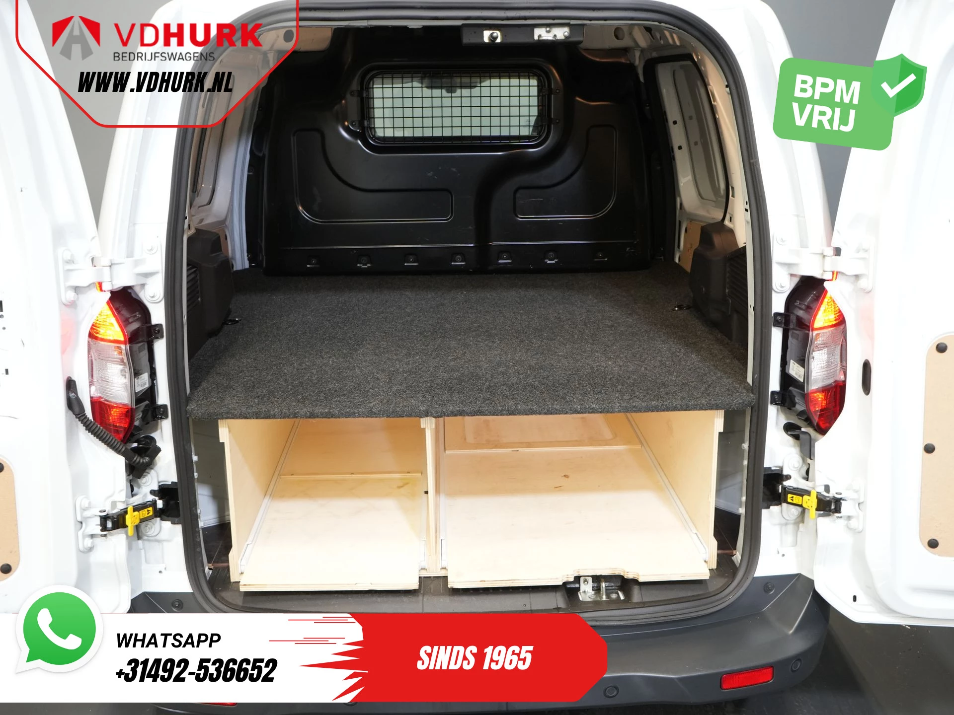 Hoofdafbeelding Ford Transit Courier