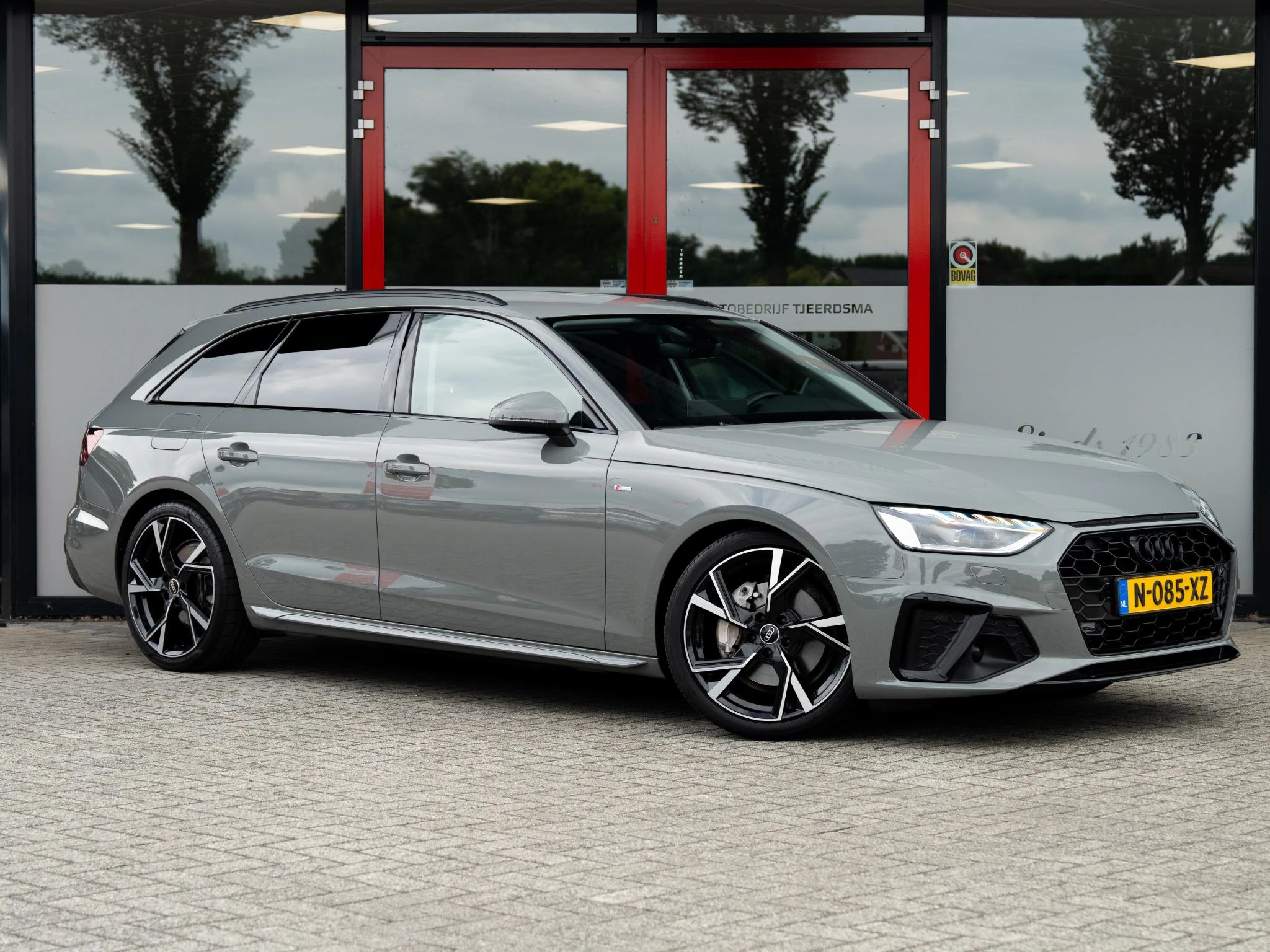 Hoofdafbeelding Audi A4