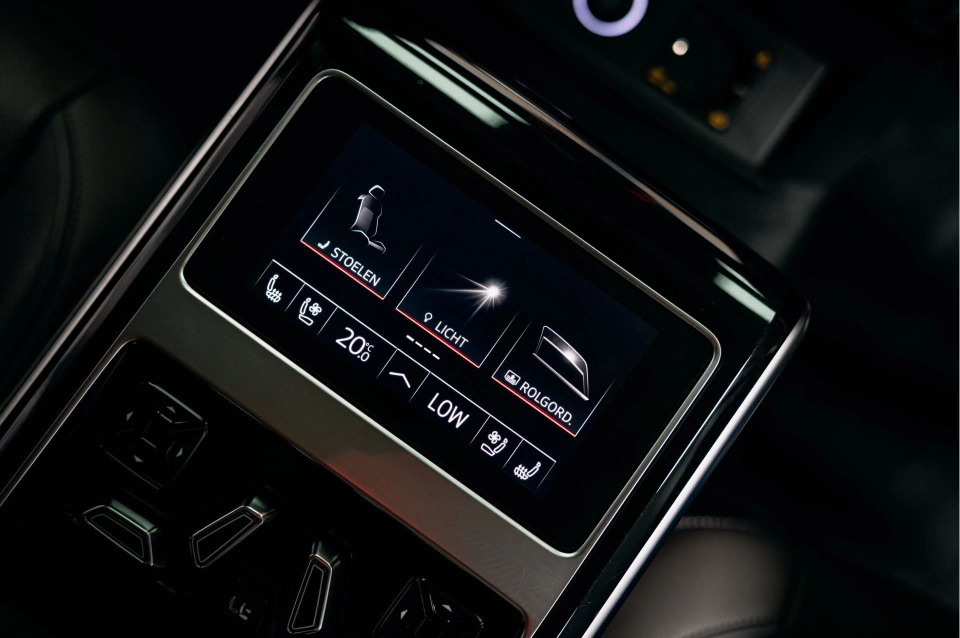 Hoofdafbeelding Audi A8