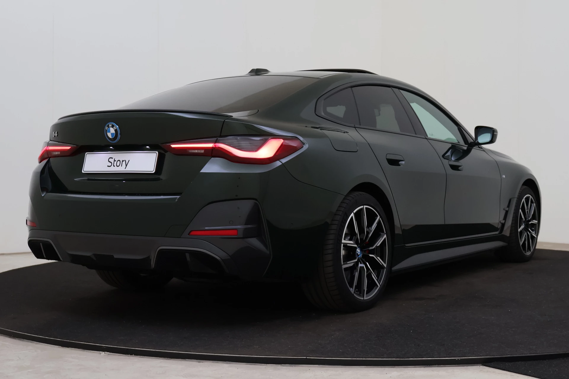 Hoofdafbeelding BMW i4