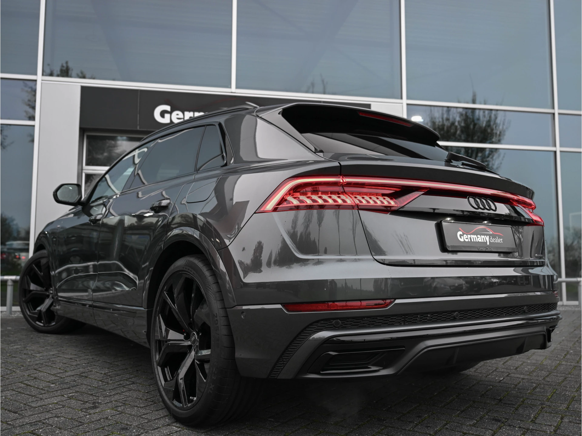 Hoofdafbeelding Audi Q8