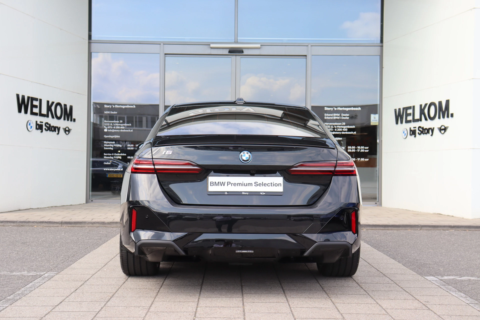 Hoofdafbeelding BMW i5