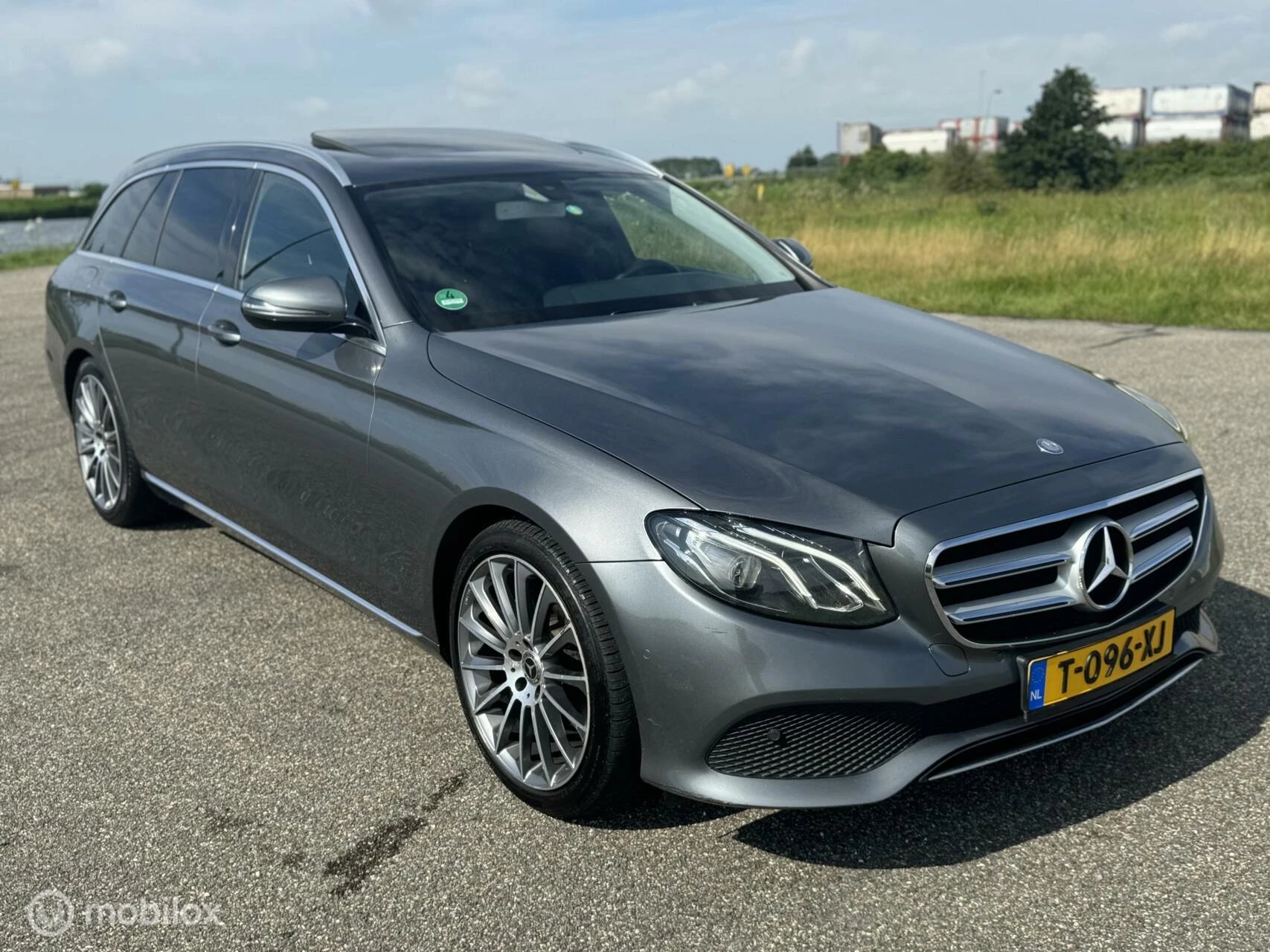 Hoofdafbeelding Mercedes-Benz E-Klasse