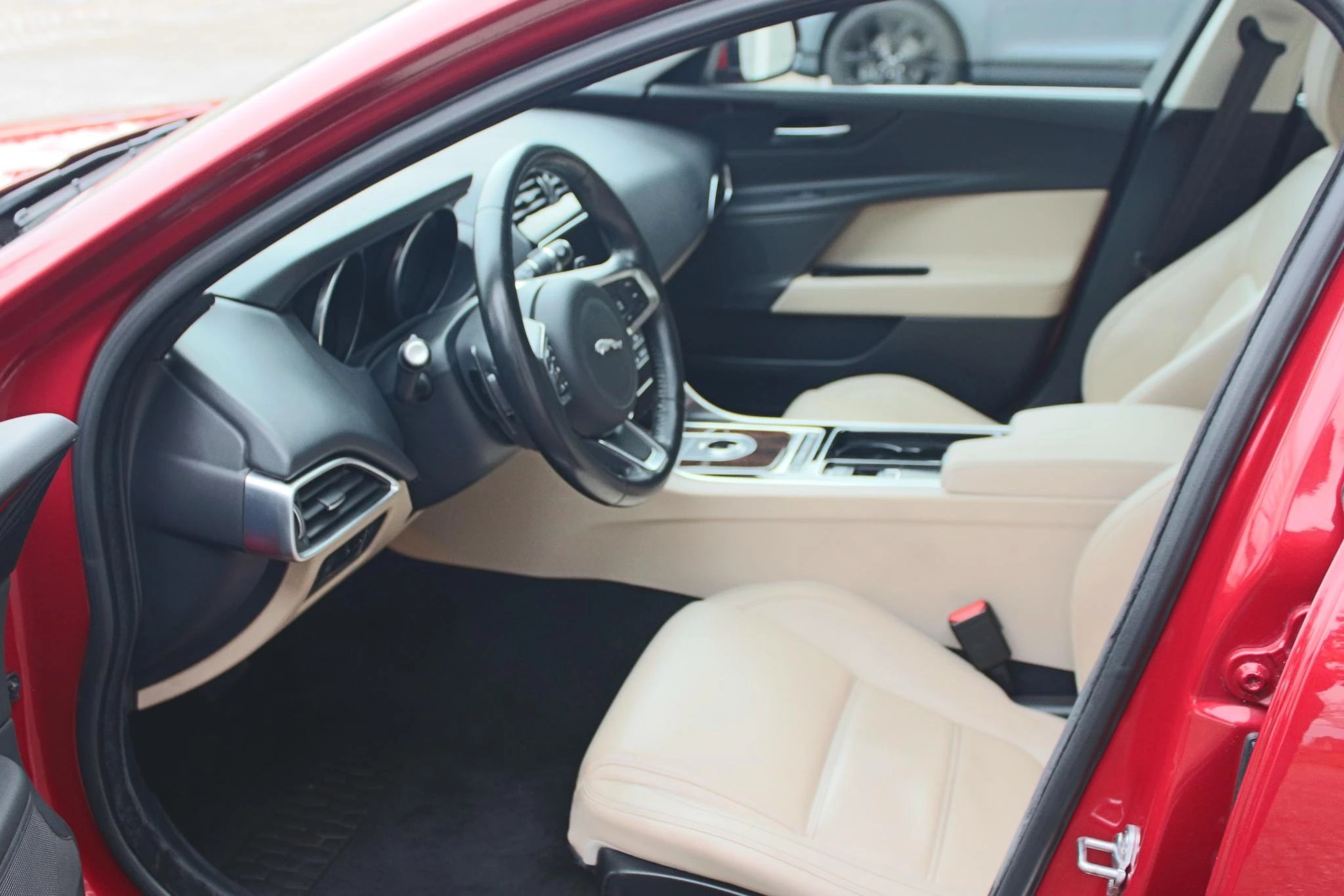 Hoofdafbeelding Jaguar XE