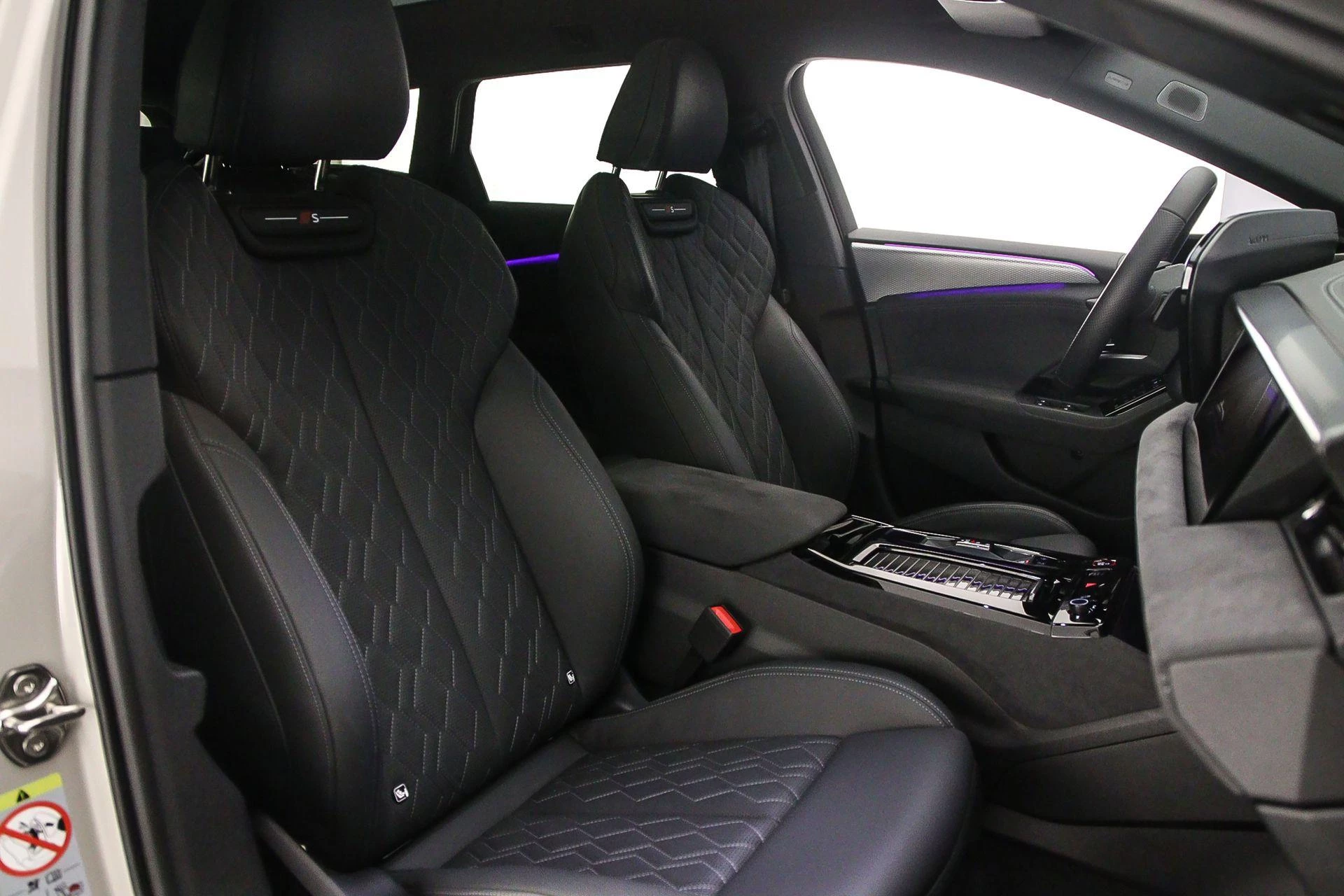 Hoofdafbeelding Audi A6 Avant e-tron