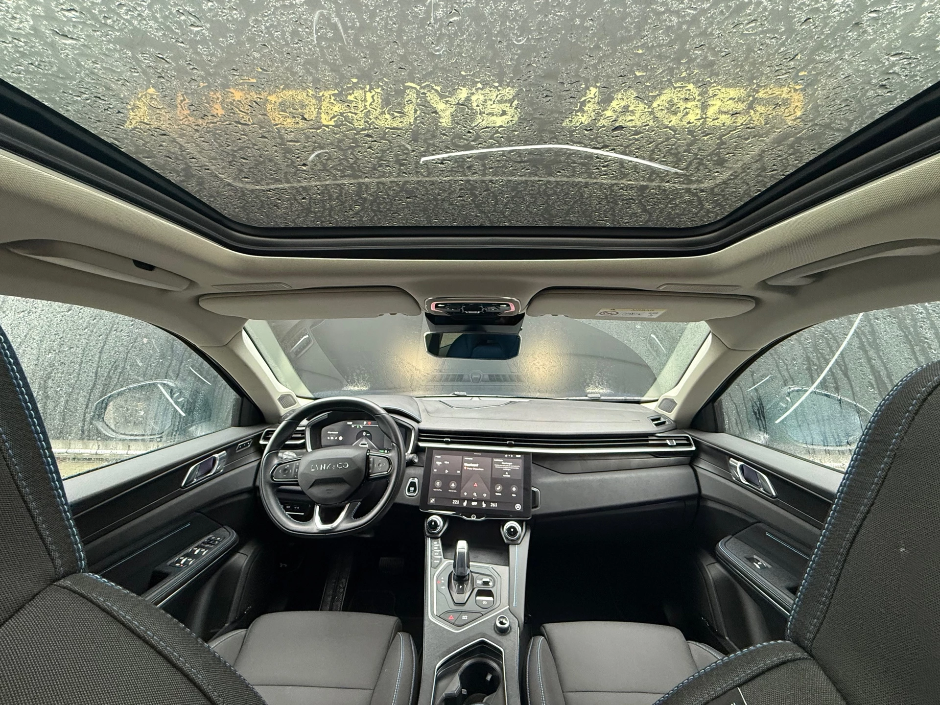 Hoofdafbeelding Lynk & Co 01