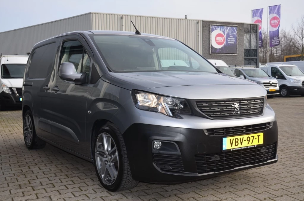 Hoofdafbeelding Peugeot Partner