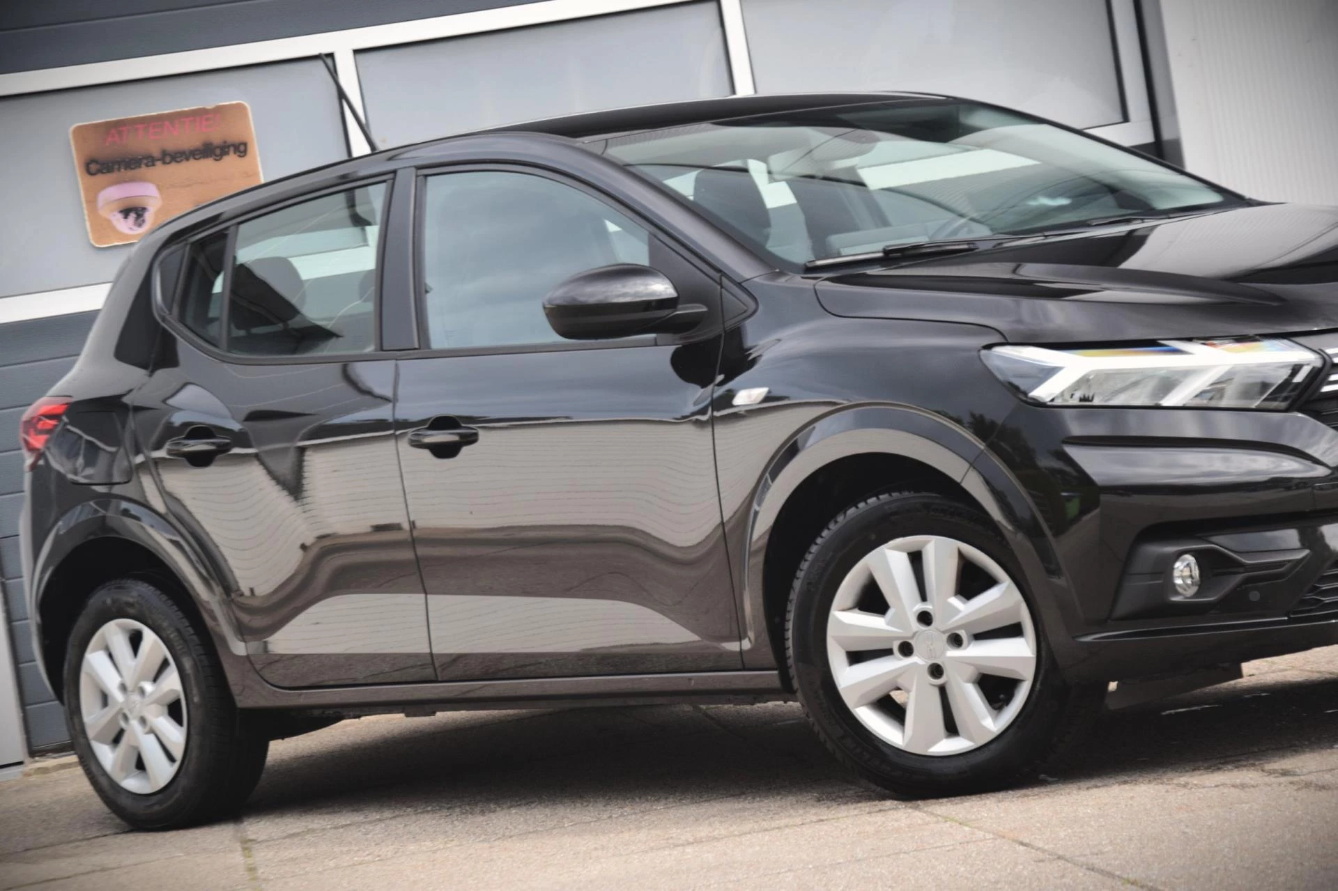 Hoofdafbeelding Dacia Sandero