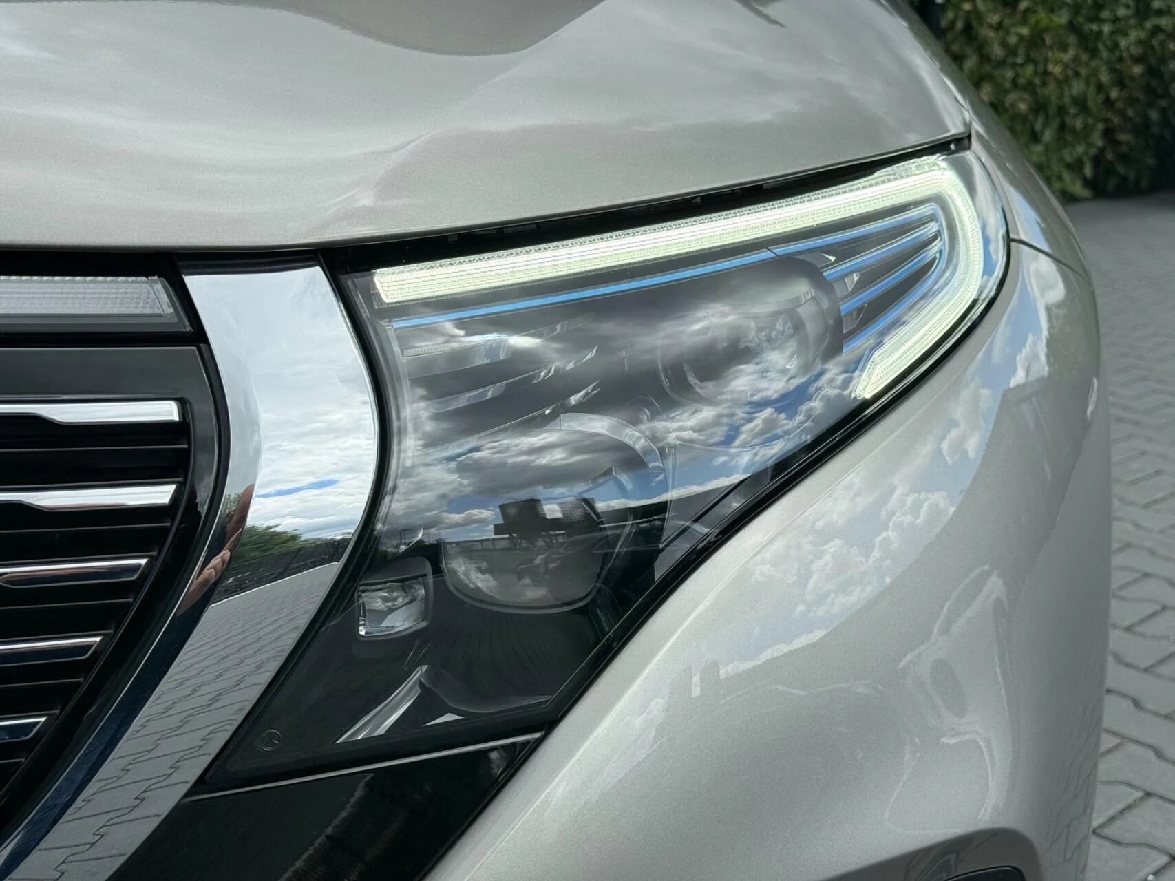 Hoofdafbeelding Mercedes-Benz EQC