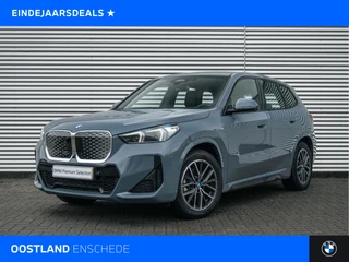BMW iX1 eDrive20 High Executive M Sport / Sportstoelen / M Adaptief onderstel / Comfort Access / Adaptieve LED / Parking Assistant Plus / Head-Up / Stoelverwarming