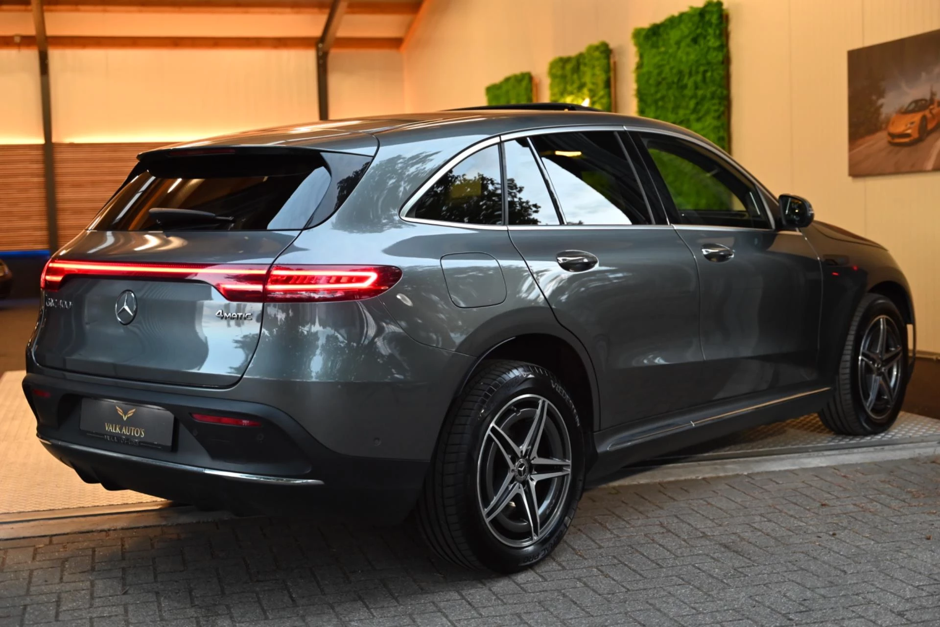 Hoofdafbeelding Mercedes-Benz EQC