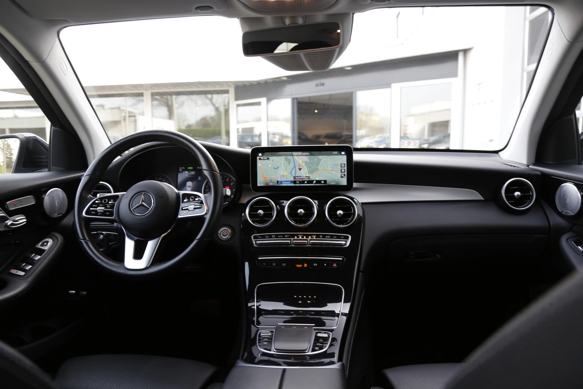 Hoofdafbeelding Mercedes-Benz GLC