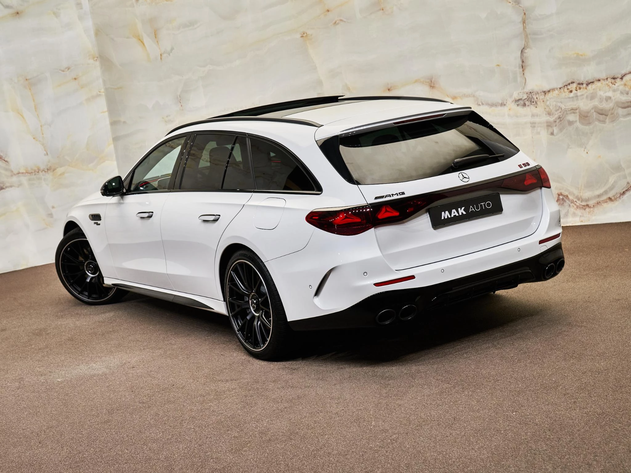 Hoofdafbeelding Mercedes-Benz E-Klasse