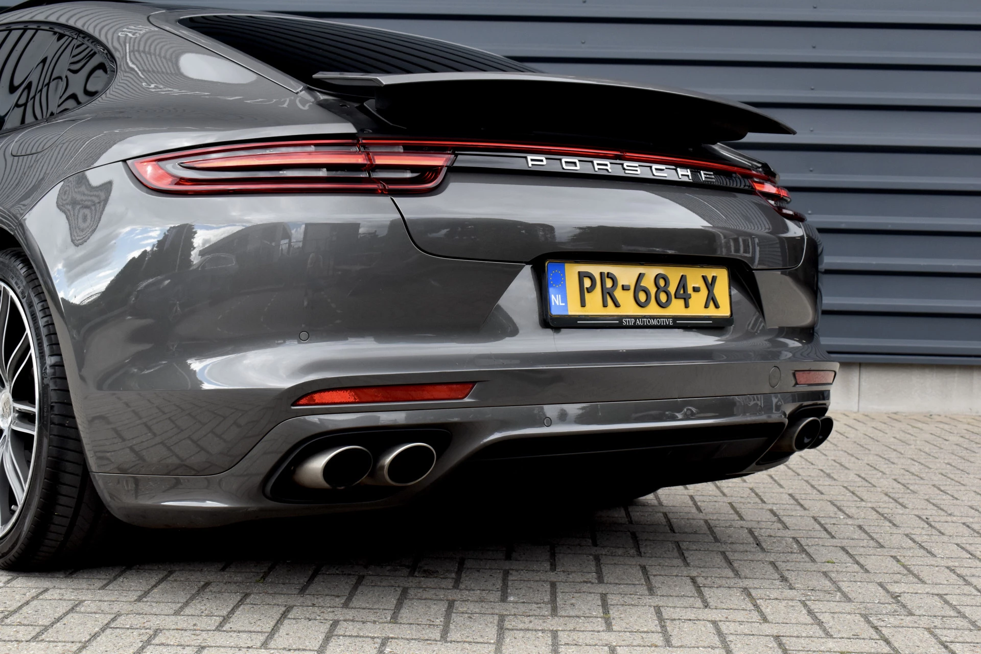 Hoofdafbeelding Porsche Panamera