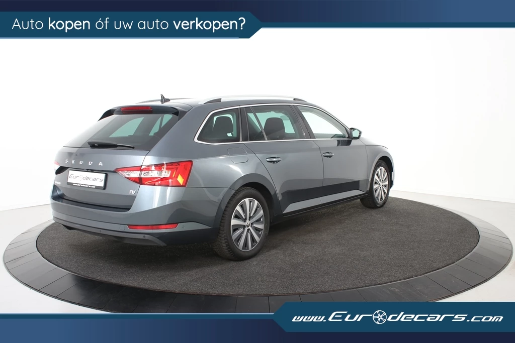 Hoofdafbeelding Škoda Superb