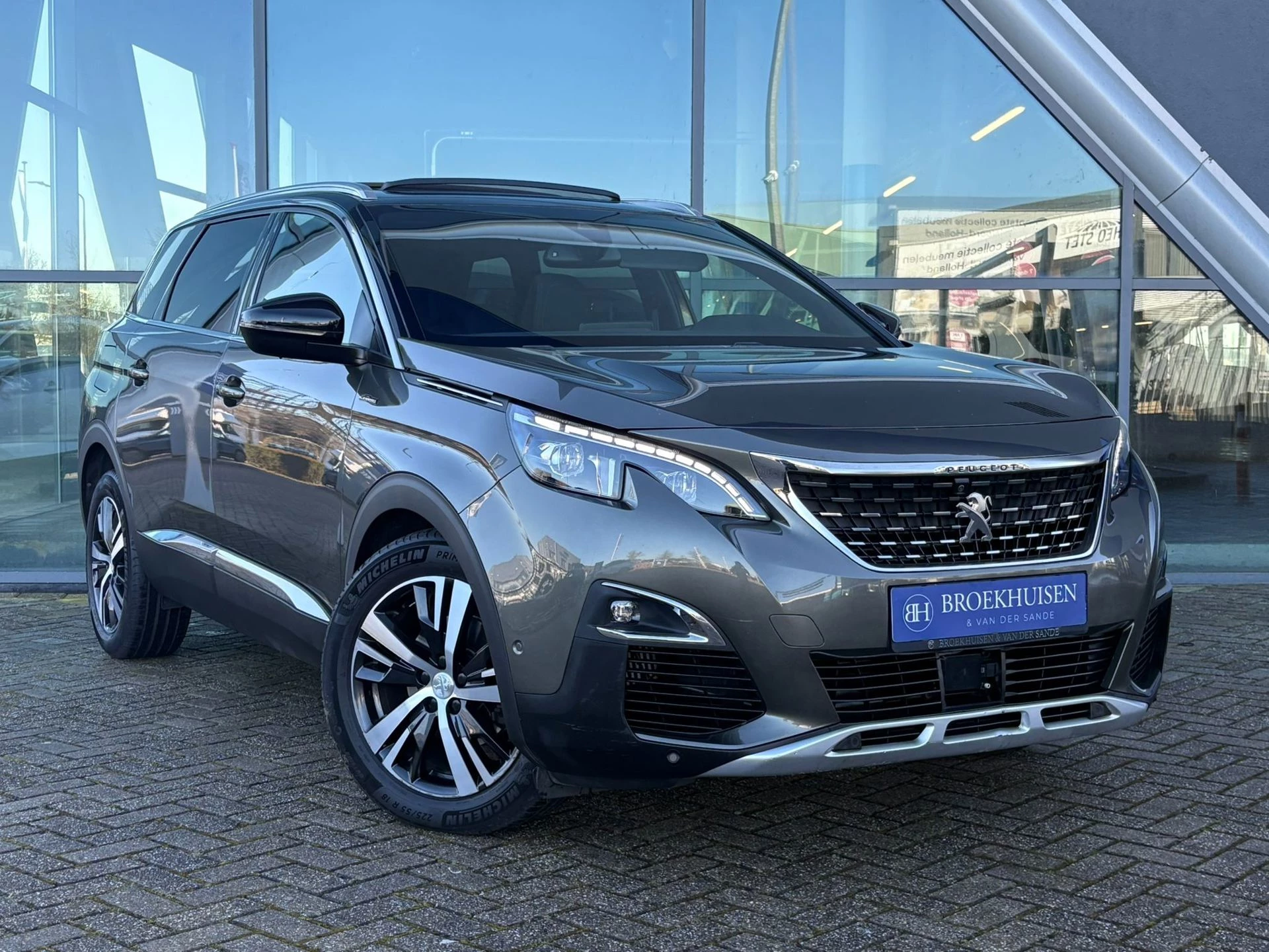 Hoofdafbeelding Peugeot 5008
