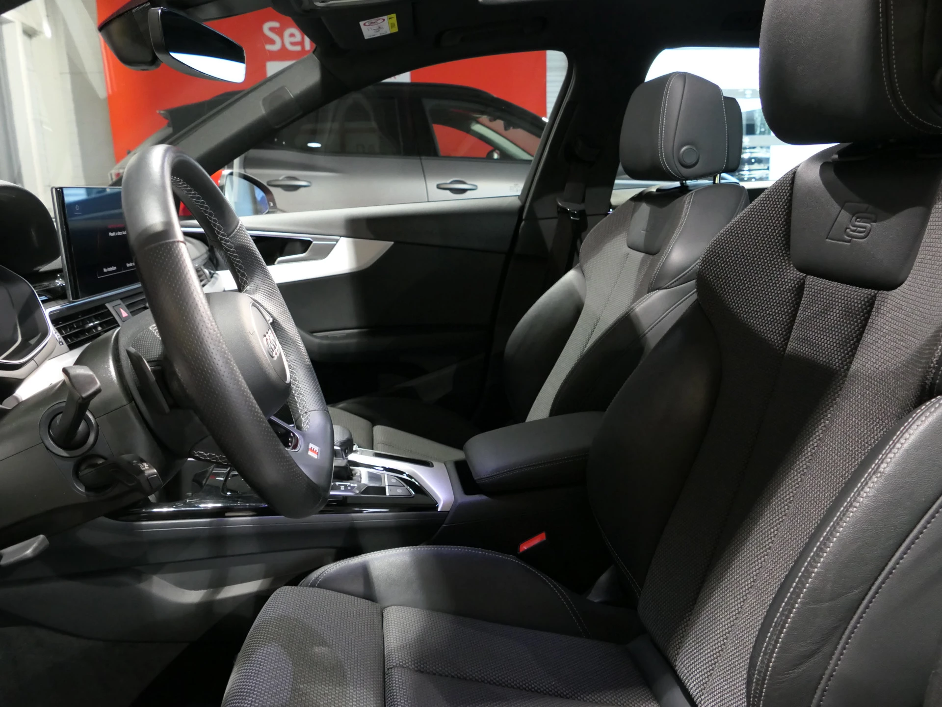 Hoofdafbeelding Audi A4