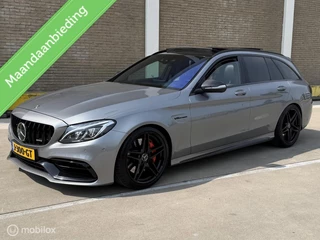 Mercedes C63 AMG Performance V8 Turbo Carbon Pano Burmester
